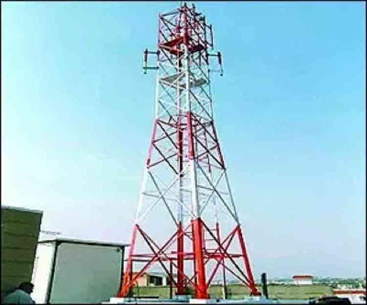 PM urges states to set up mobile towers in all uncovered villages within this fiscal