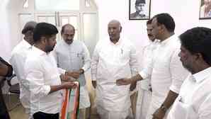 Boost for Telangana Congress as eight BRS, BJP leaders switch loyalties