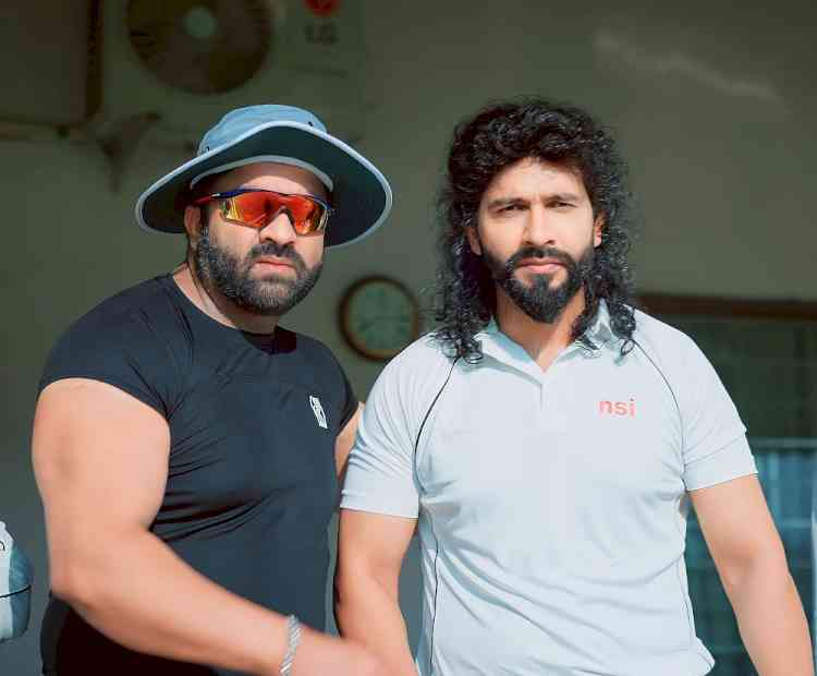 Rajiv Rishi’s acting in the song `Cricketer’ is being appreciated a lot