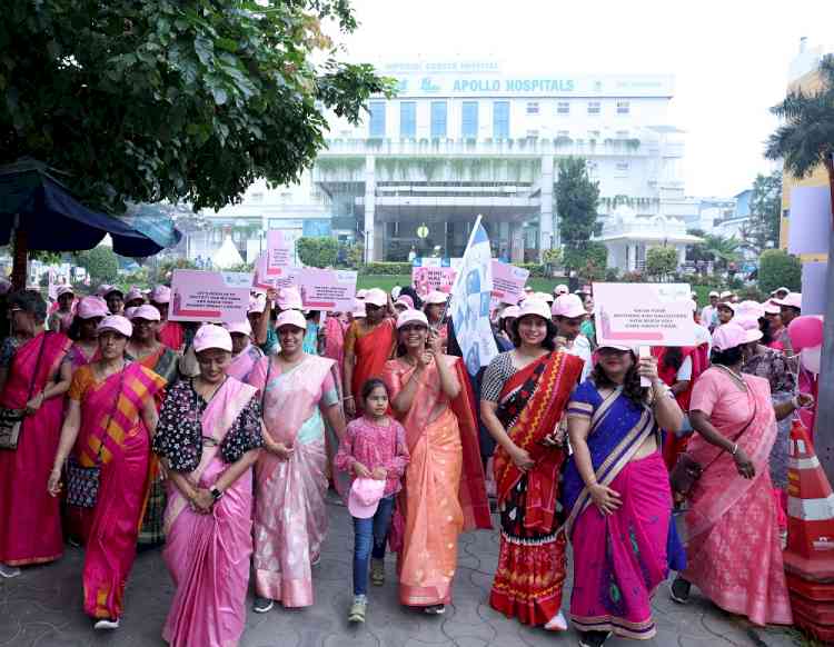 Pink Saree Run by Apollo Hospitals