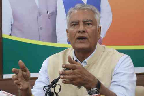 Punjab government running away from facing people: Jakhar