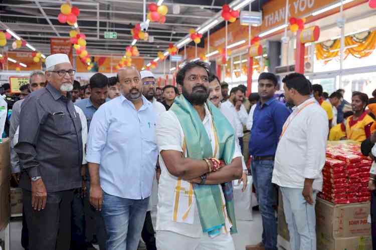 National Mart – “India Ka Supermarket” opens its largest store in Mahbubnagar
