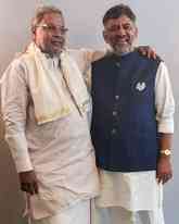 K'taka CM Siddaramaiah, DyCM Shivakumar hold meeting together, convey message of unity