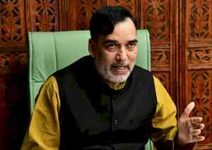 Gopal Rai writes to Bhupender Yadav for banning polluting vehicles from neighbouring states