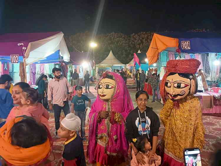 Saras Mela becomes beacon for plastic-free campaign as over 1.13 lakh cloth bags used during event 