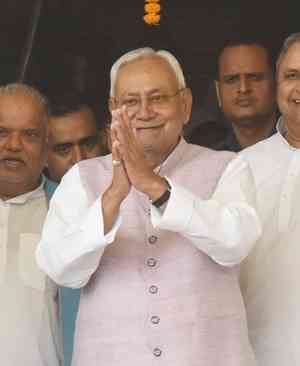 Nitish apologises for his 'vulgar' remarks on women in Bihar Assembly