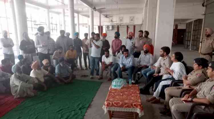 Progressive Farmers take pledge not to burn paddy stubble to prevent environmental pollution