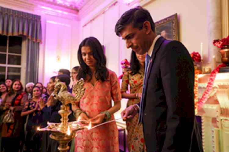 UK PM celebrates Diwali with members of Hindu community