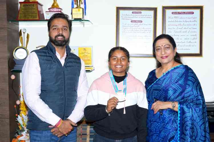 KMV’s Khushdeep Kaur bags gold medal in 45th Senior National Softball Championship