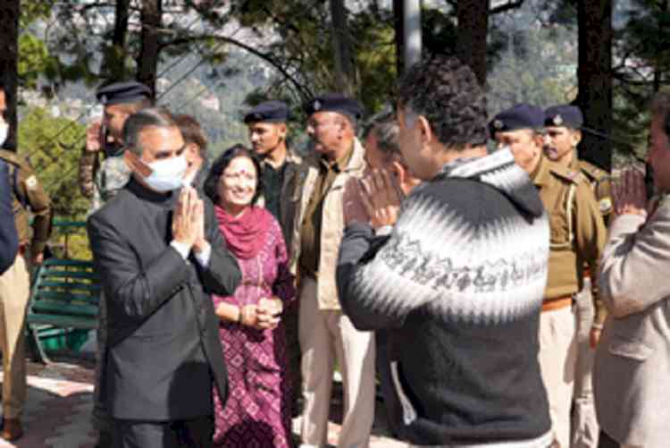 Himachal CM celebrates Diwali with orphan children