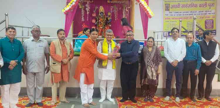 भक्तिभाव से की गई शक्ति स्वरूपा देवी मां काली की पूजा-अर्चना
