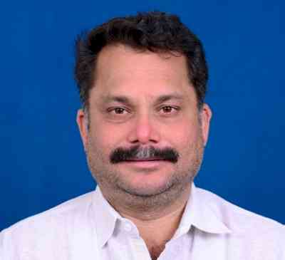 Goa PWD minister resigns, makes way for Congress turncoat