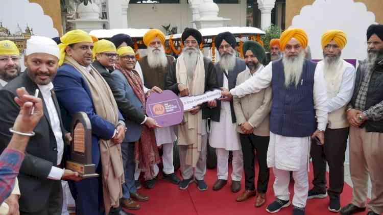 AU Small Finance Bank donates four electric golf carts to Golden Temple for devotees’ mobility