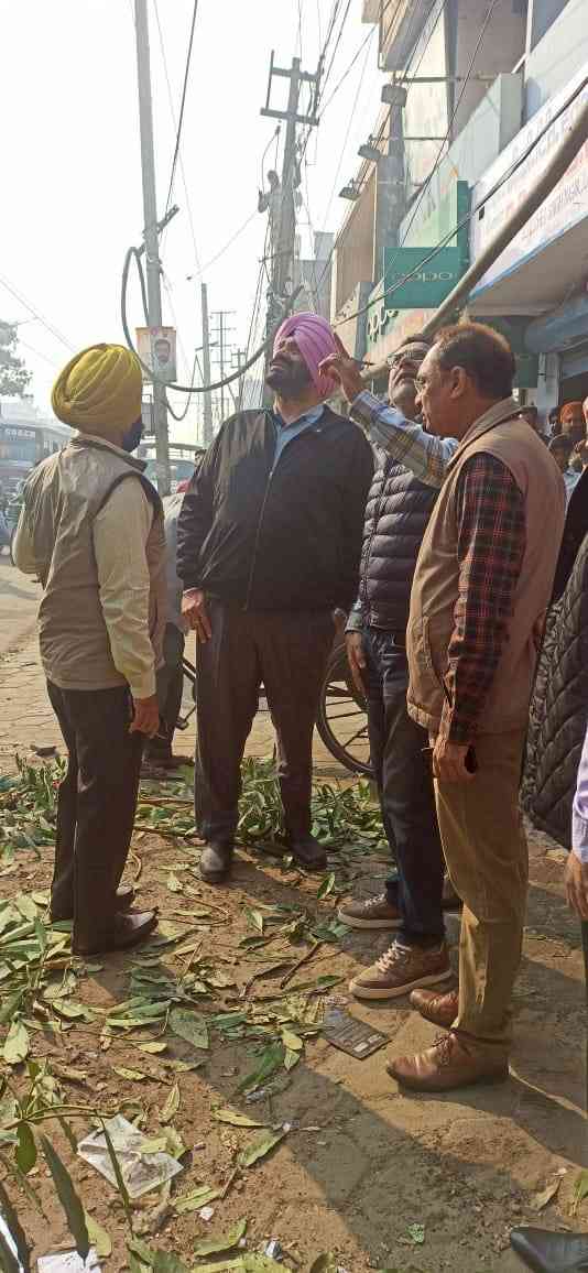 Truck damages 66kv tower causes power disruption in Basant Park grid, Swift action by PSPCL ensures quick restoration