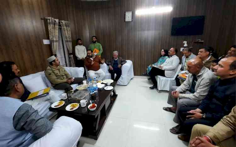 PWD Minister Vikramaditya Singh convened crucial meeting with departmental officers 