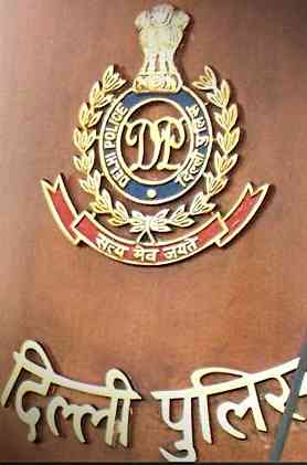 Delhi Police bust inter-state weapon syndicate; 3 held with 30 illegal pistols 