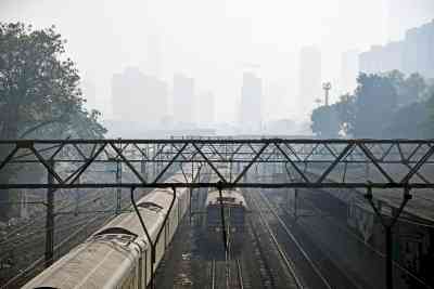 BMC gets serious about Mumbai air pollution, invites EoI for artificial rains