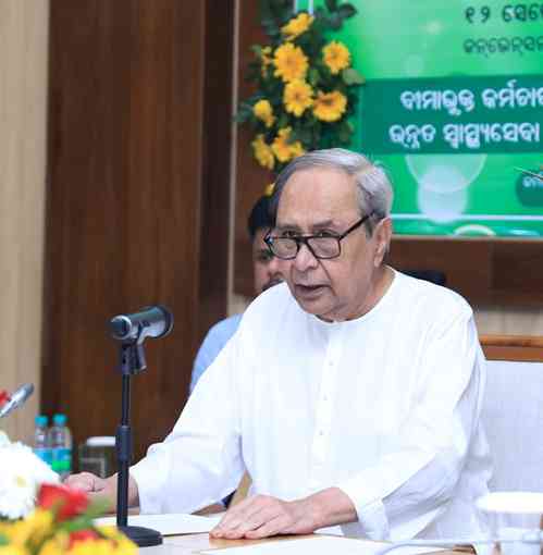 U'Khand tunnel collapse: Naveen Patnaik meets rescued Odisha workers