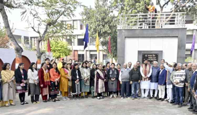 नायब सैनी व मनीष ग्रोवर सहित अन्य ने दी डॉ मंगलसेन को श्रद्धांजलि