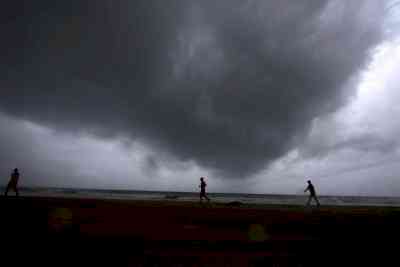 High alert in Andhra Pradesh in view of cyclone