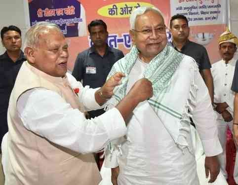 Manjhi demands Nitish Kumar’s health updates