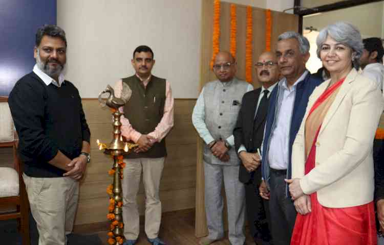 भारत में शासन के सुधार और पुनरुत्थान शिल्प पर जीयू में विशेष व्याख्यान आयोजित