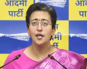 Atishi conducts surprise inspection, issues ultimatum for sewer issue resolution
