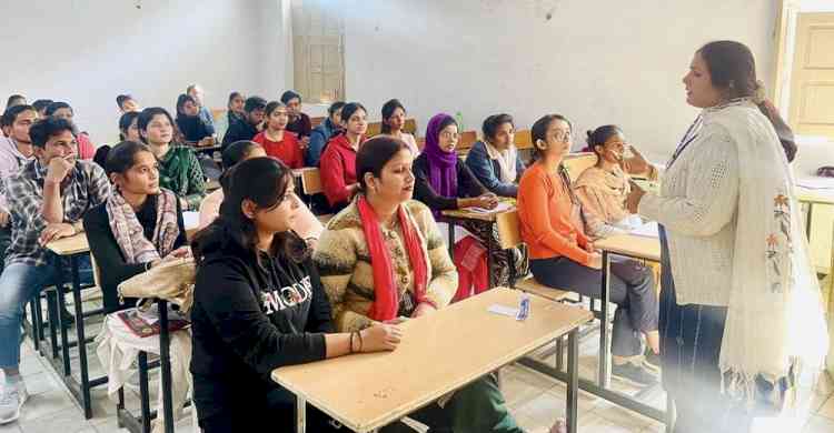 कार्यस्थल पर यौन उत्पीड़न विषय पर विस्तार व्याख्यान आयोजित