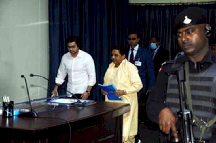 Mayawati declares nephew Akash Anand as her successor