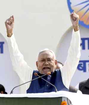 Nitish Kumar to launch UP campaign with rally in Varanasi