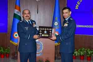 IAF chief urges commanders to keep pace with global technological developments