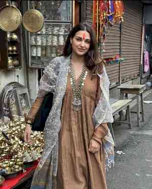 Post breakup with Asim, Himanshi Khurana enroute on 'Chaar Dham Yatra'