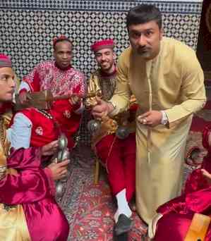 Yo Yo Honey Singh adds Moroccan zing to ‘Lungi Dance’