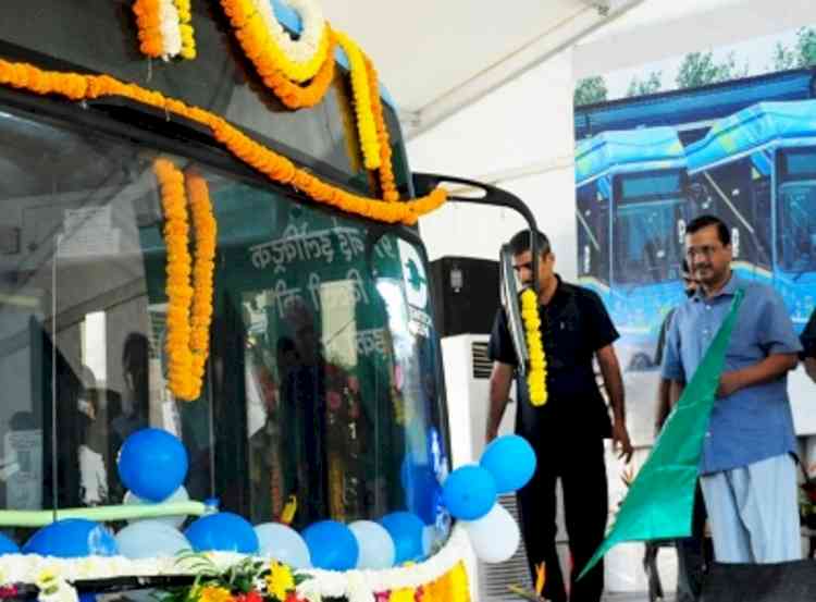 Delhi CM, LG flag off 500 new electric buses for city's fleet