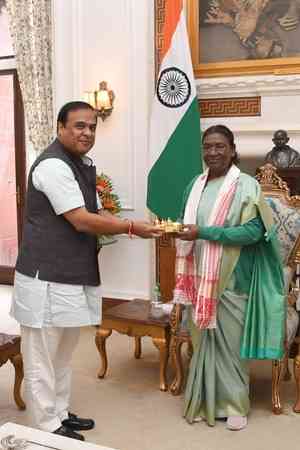 Assam CM meets President Murmu, invites her to attend Karbi Youth Festival