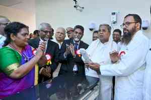Siddaramaiah appreciates contribution of Christian community in education and health
