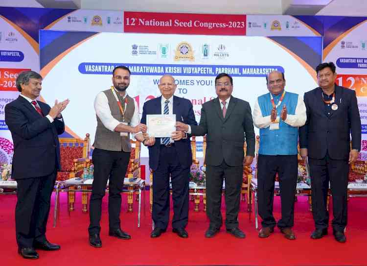 Nauni varsity students and faculty bag three prizes during Seed Science Congress