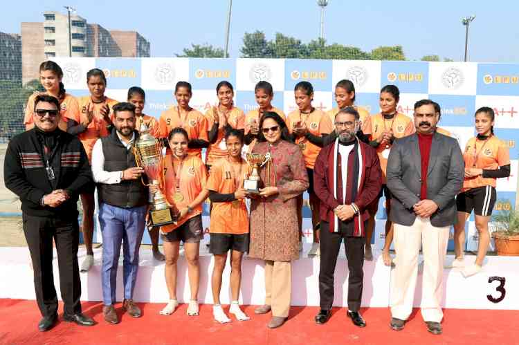 LPU lifts AIU’s North Zone Inter-University Kho-Kho (Women) Championship Trophy