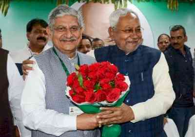 Nitish Kumar likely to remove Lalan Singh as JD-U President, take over post himself