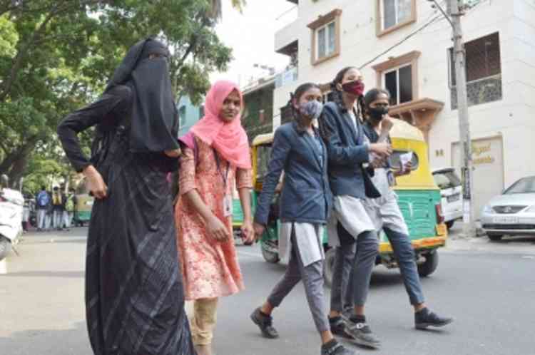 'Clothing is individual choice': Siddaramaiah says that instructions given to lift hijab ban in Karnataka