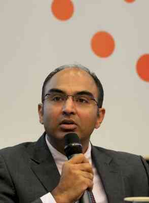 Wipro files law suit against ex-CFO in B’luru court, Jatin Dalal seeks arbitration