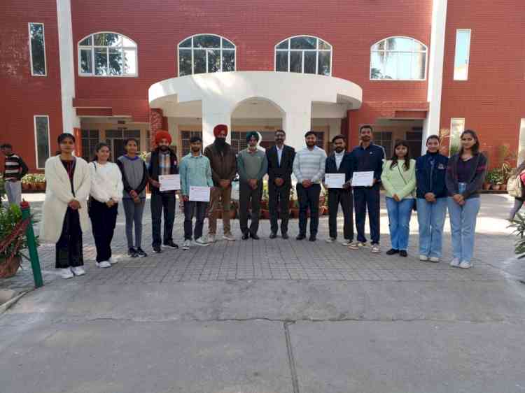 Lyallpur Khalsa College NSS Volunteers attended 5 Day State Level Youth Training Workshop