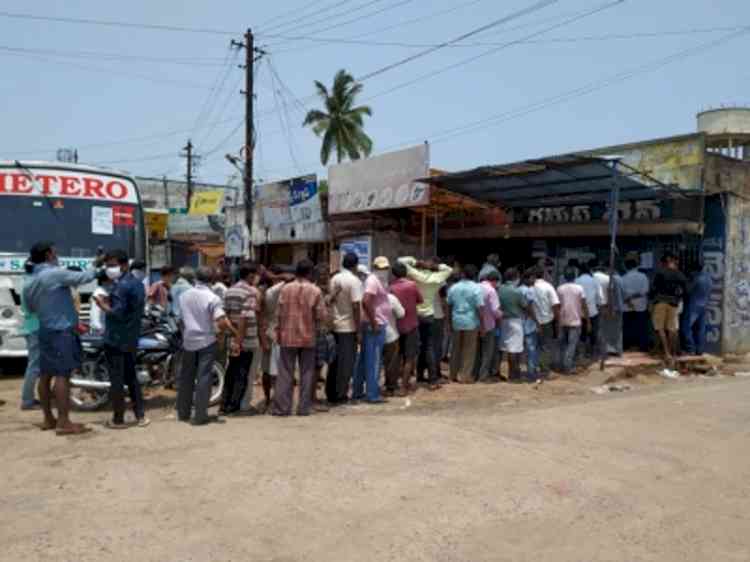 Karnataka govt-owned MSIL outlets sell liquor worth Rs. 18.85 crore on Dec 31