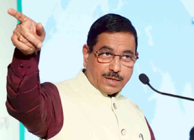 ‘IS, Mughal govt in K’taka’: Pralhad Joshi slams Cong for action against Kar Sevaks