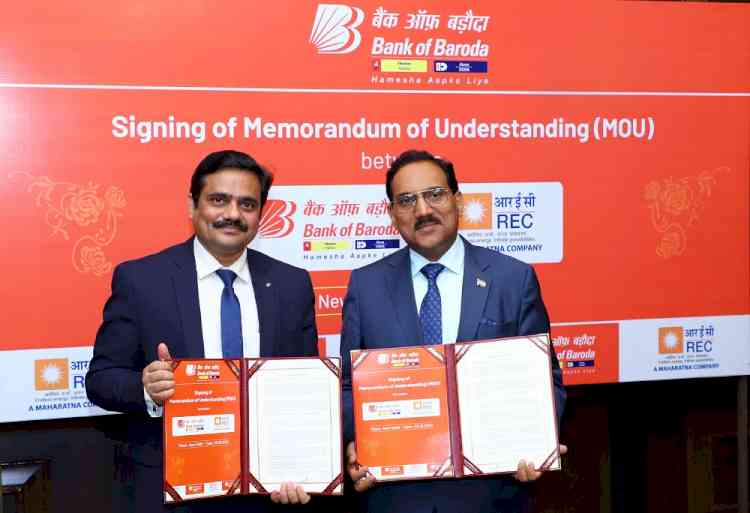 EKA Mobility & GreenCell Mobility sign MoU to roll out 1000 electric buses