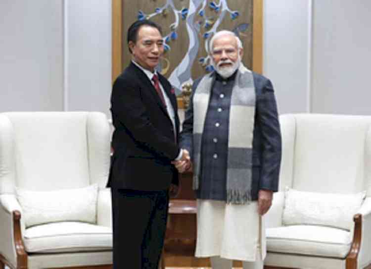 Mizoram CM discuss Myanmar refugee issue with PM