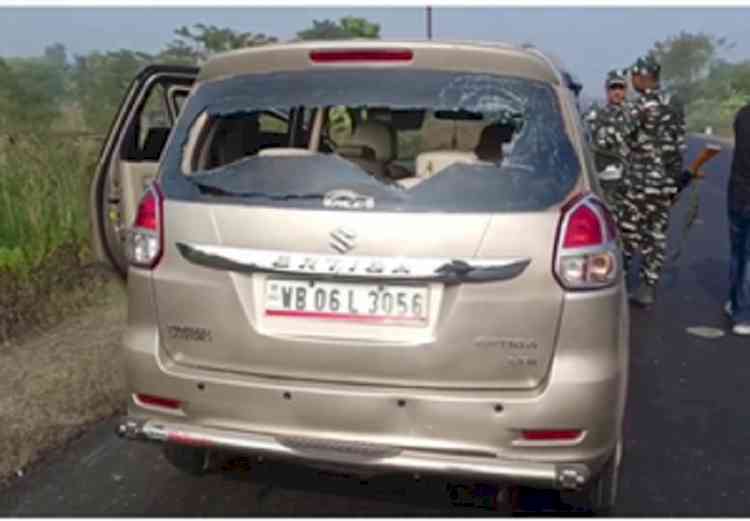 Bengal ration case: ED team raiding TMC leader's house attacked, windowpanes of cars smashed