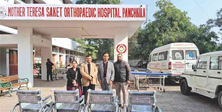 NGO donates wheelchairs for patients  