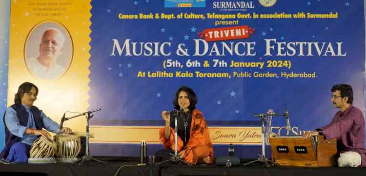 Triveni--Sniti Mishra and others perform at 3 Day Music and Dance Festival