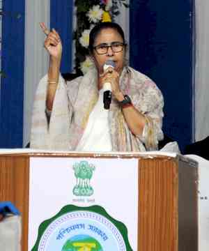 Mamata orders changes of Trinamool spokespersons, bars others from commenting about party